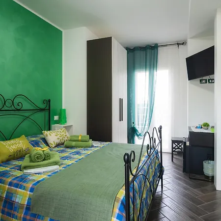 La Casa Dei Limoni Bed & Breakfast 4*