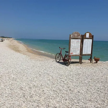 La Casa Dei Limoni 4* Porto SantʼElpidio