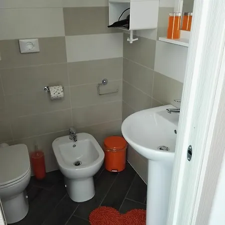 La Casa Dei Limoni B&B 포르토 산텔피디오