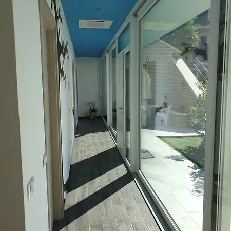 La Casa Dei Limoni 4* 포르토 산텔피디오